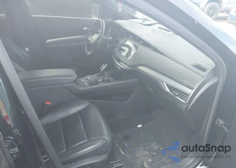 2023 Cadillac Xt4 Awd Premium Luxury z USA, uszkodzony, nr VIN 1GYFZDR49PF110043